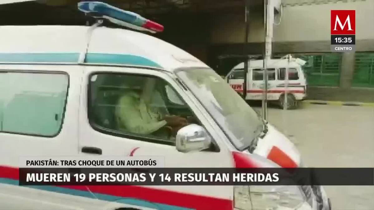 Caída de camión a barranco deja 19 muertos en Pakistán