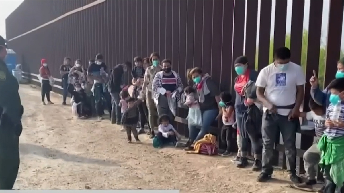 Sin resultados en cruce migrante en Texas