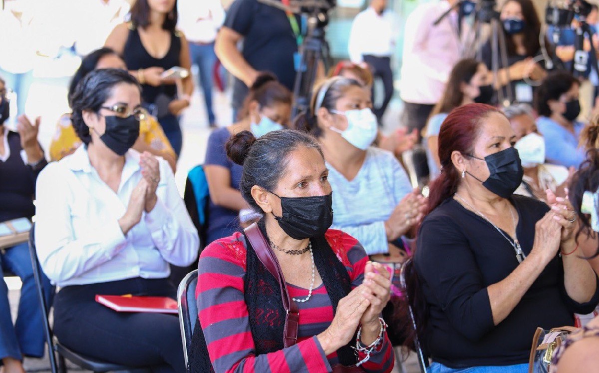 Jefas de familia en León son apoyadas con programa 'Mujeres Adelante' / Especial