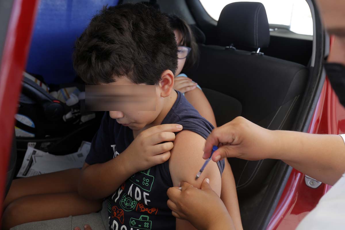 Vacunación covid a niños en Coahuila. (Mauricio Román)