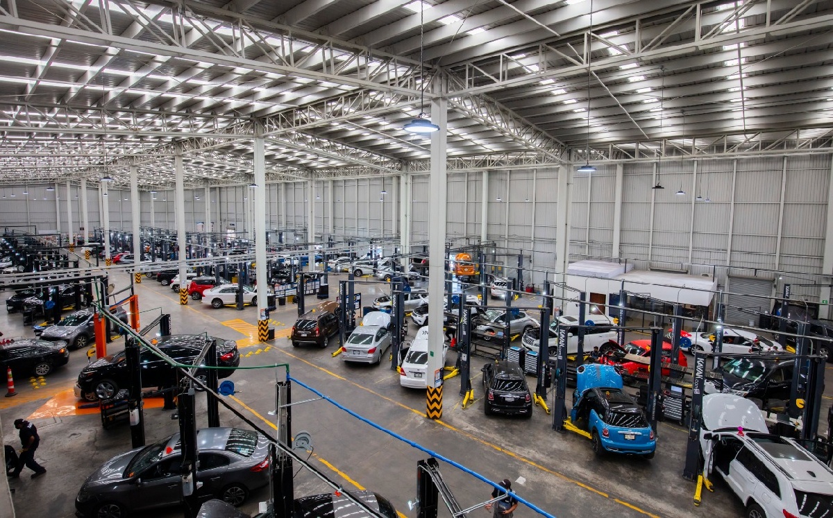 Taller de reacomodamiento de Kavak