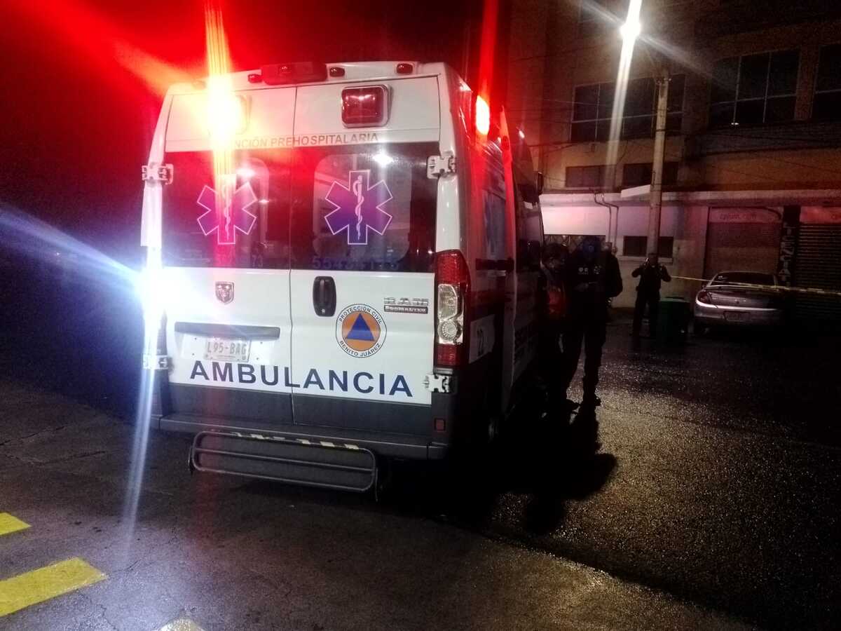 Una cámara captó el momento en que el señor fue atropellado.