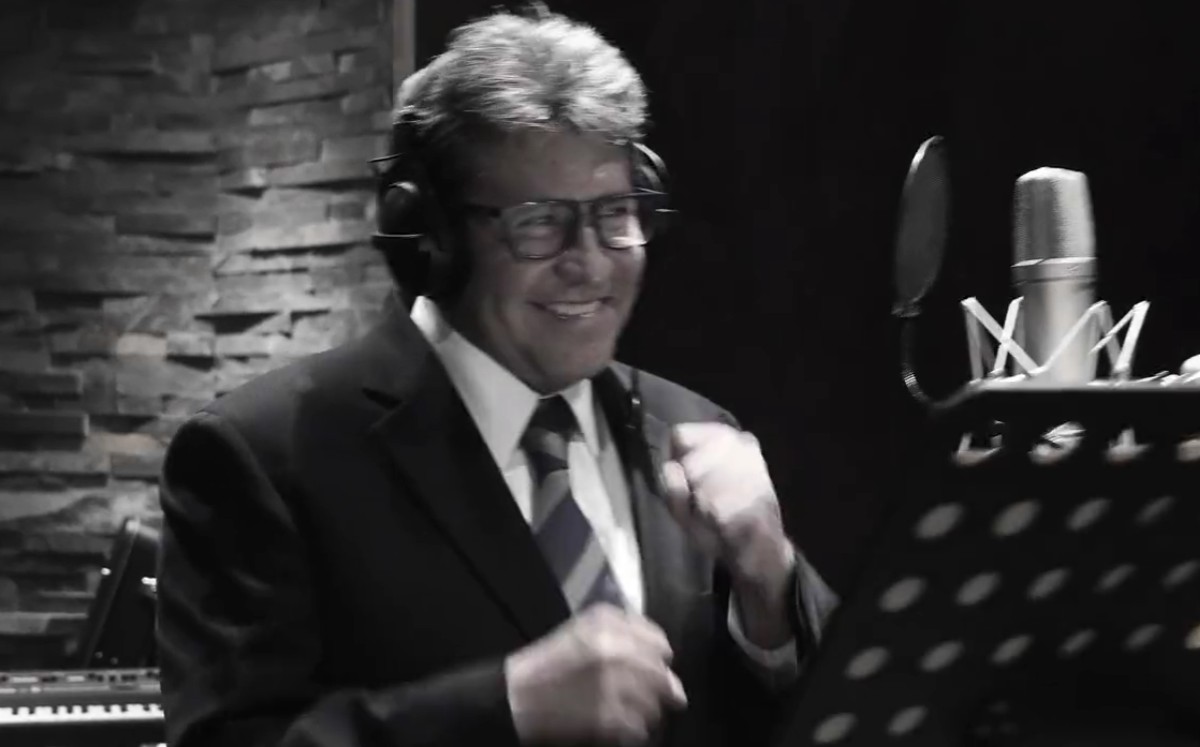 Con el estribillo “Todos con Monreal”, el legislador lanzó el “Rap Real” como una producción de “Monrimoments”. | Captura