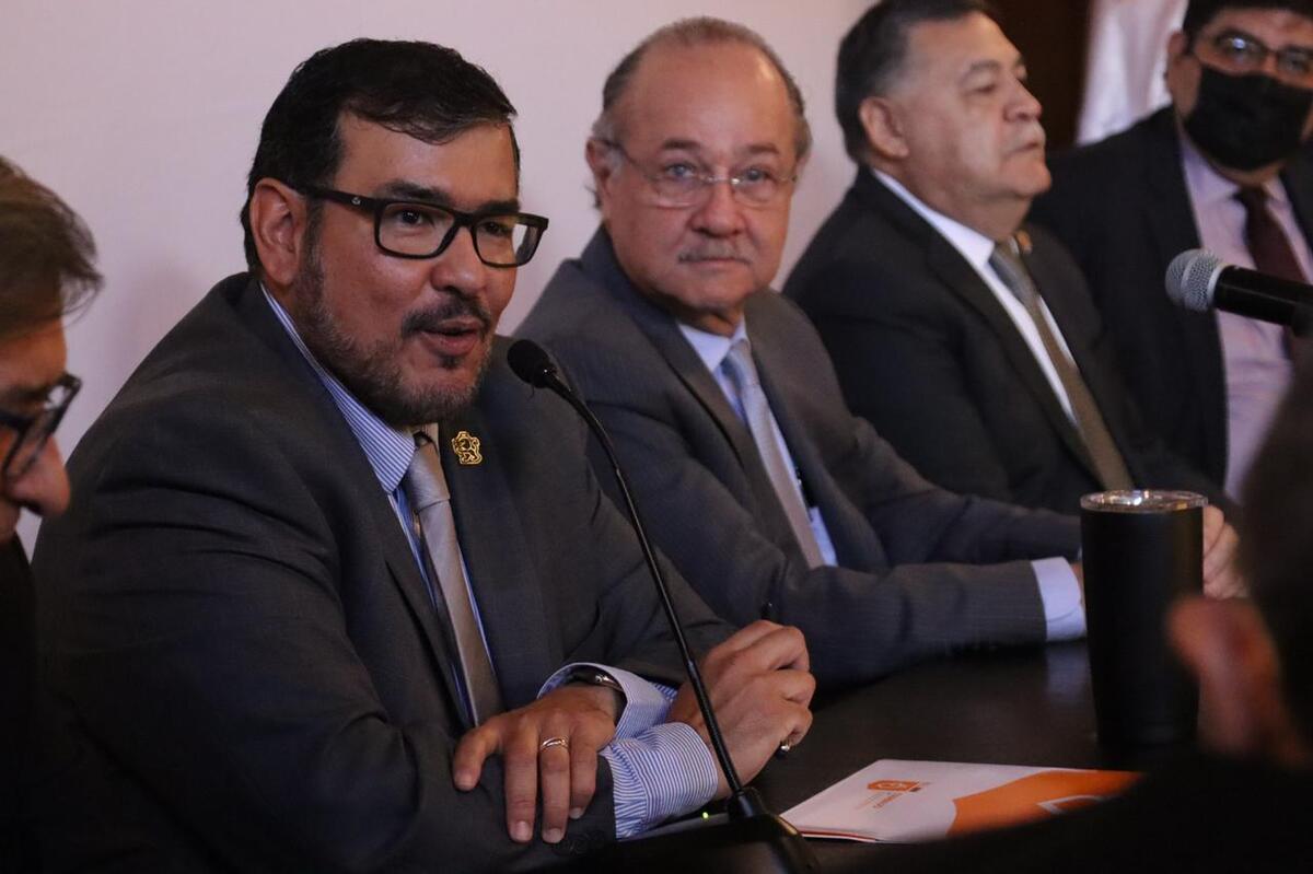La capacitación tendrá una duración total de 20 horas en grupo. Foto: Raúl Palacios