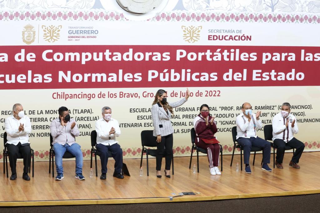 Gobernadora de Guerrero, Evelyn Salgado en el auditorio "José Joaquín de Herrera"