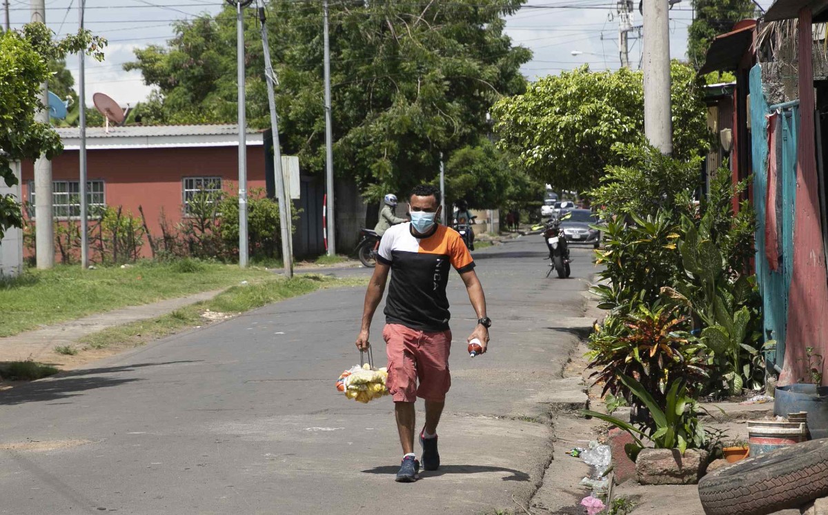 Popeye nicaraguense, boxeador y vendedor ambulante al mismo tiempo