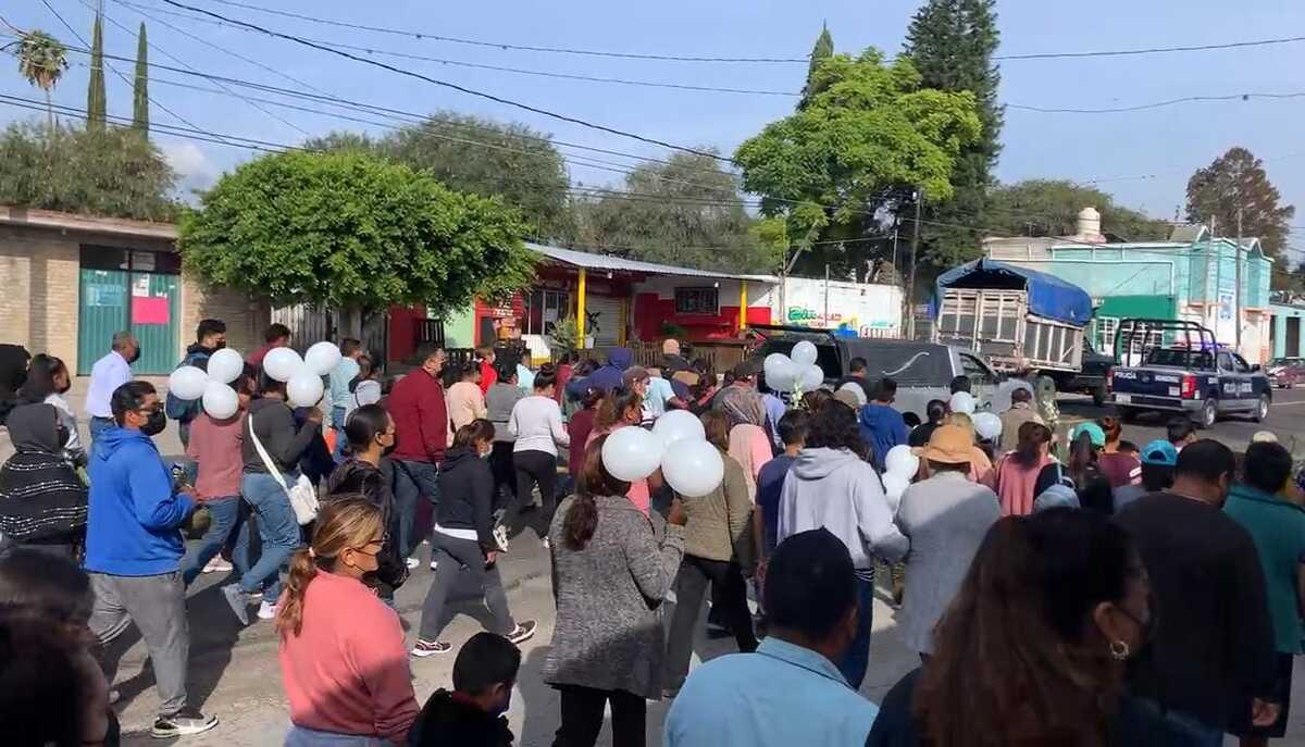 En Tepanco de López, reciben los cuerpos de dos accidentados en choque | Especial