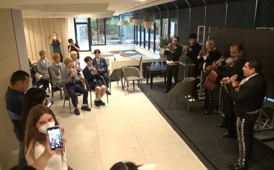 La banda de K-pop T1419 se encuentra en la ciudad de Monterrey.
