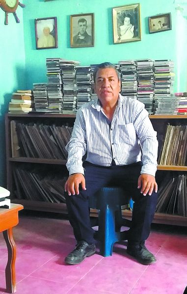Para obtener el libro, se puede contactar al autor en el correo electrónico: aguilarzoyd@hotmail.com. Especial