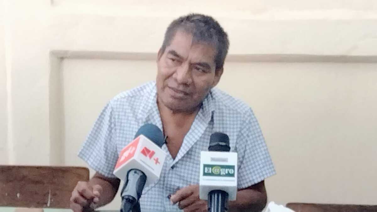 El dirigente de la Unión de Pueblos y Organizaciones del Estado de Guerrero, Bruno Placido Valerio. (Rogelio Agustín)