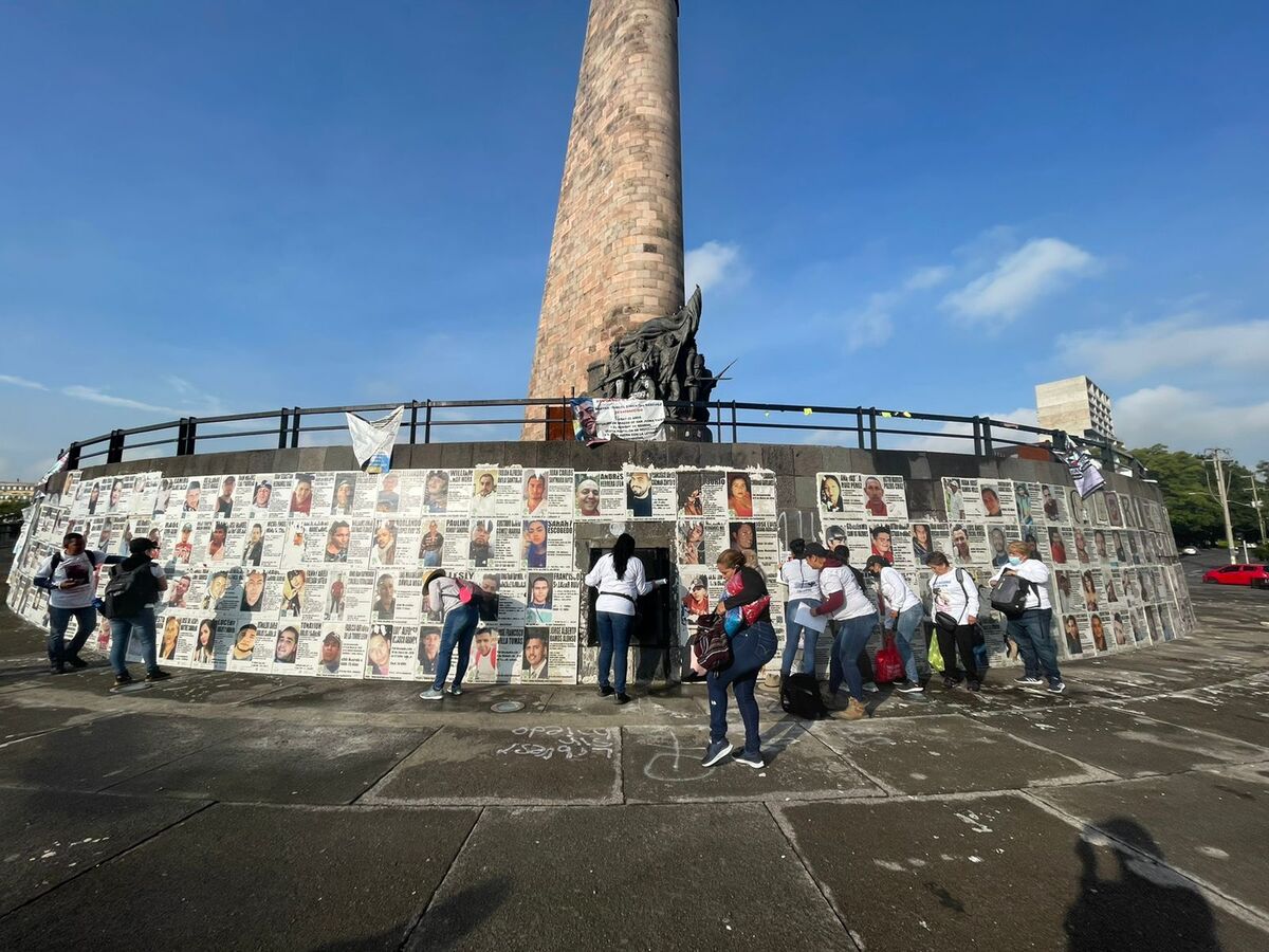 Colectivos de familiares partieron de la Glorieta de las y los desaparecidos en Guadalajara (Karla Victoria Rodríguez)