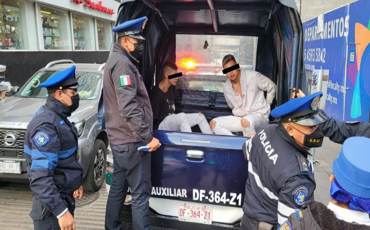 Policías Auxiliares aseguran a dos presuntos asaltantes. | Ramón Ramírez