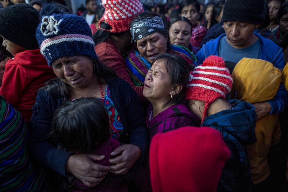 El niño migrante salió de Guatemala con rumbo a Houston. (AP)