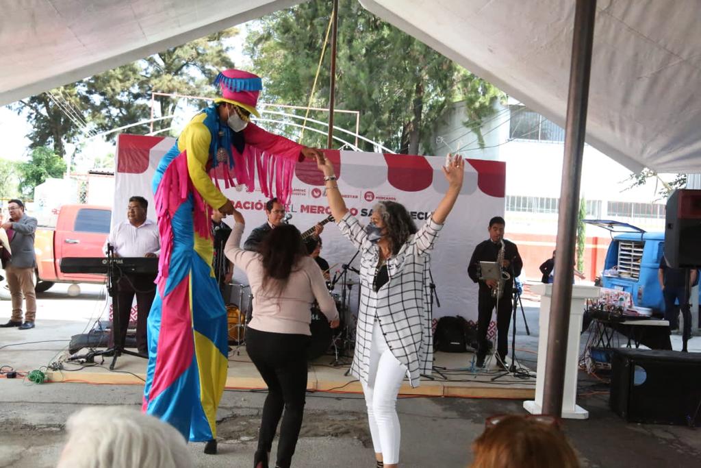 Reinauguración del mercado Santa Cecilia, en Tlahuac. (Especial)