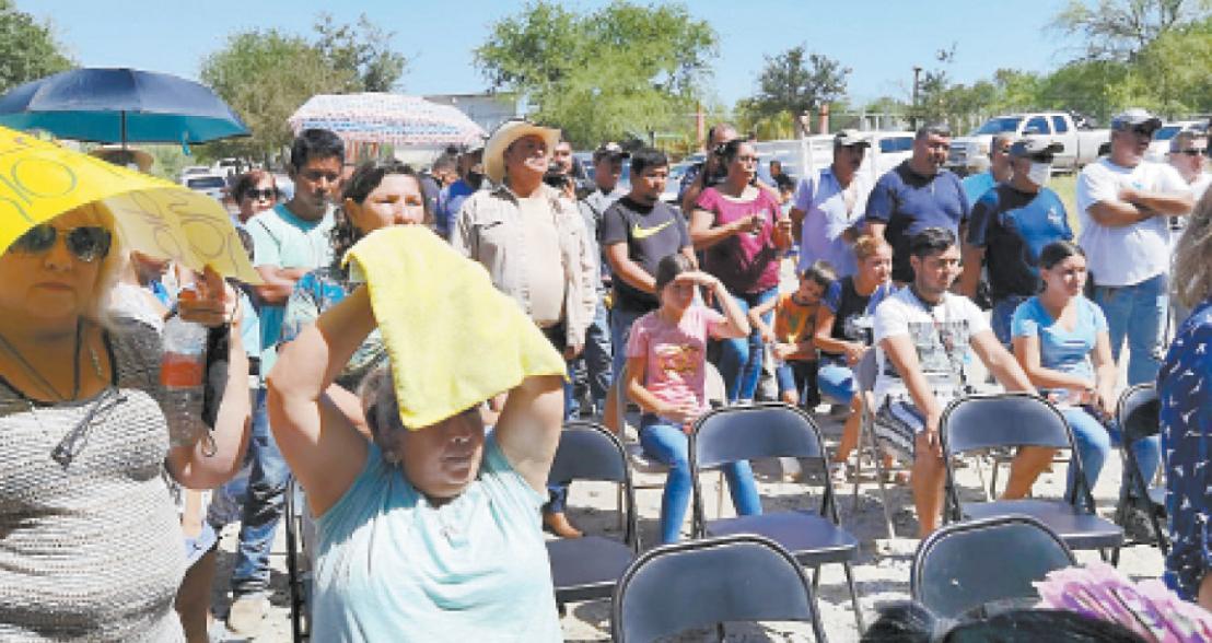 Los colonos aseguraron que en varios puntos del municipio ya existe escasez del líquido. Martha Zamora