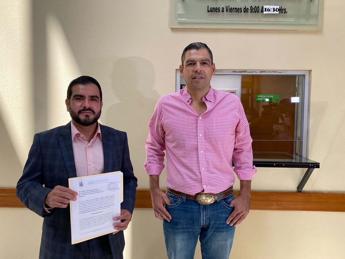 Mauro Molano Noriega y Jesús Gómez Reyes presentaron la iniciativa .