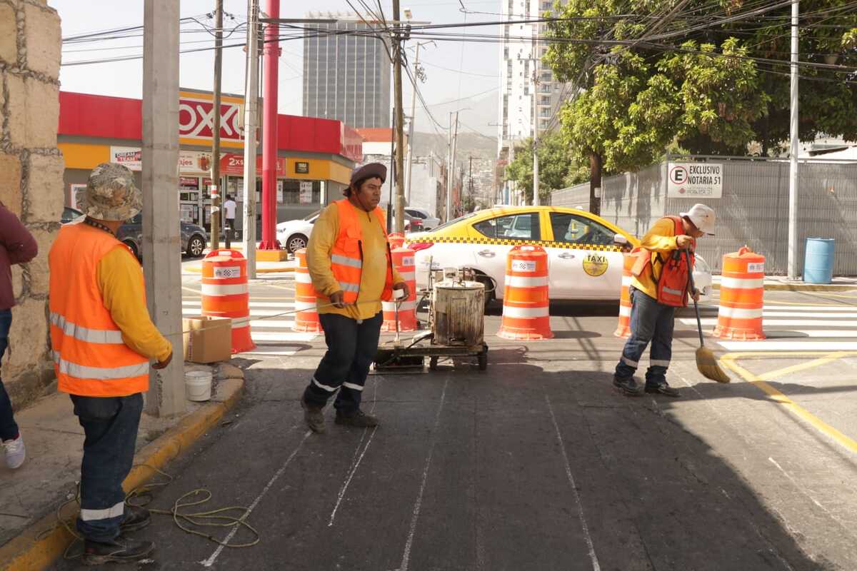 Las obras iniciaron en Padre Mier y Juan Aldama. Foto: Raúl Palacios