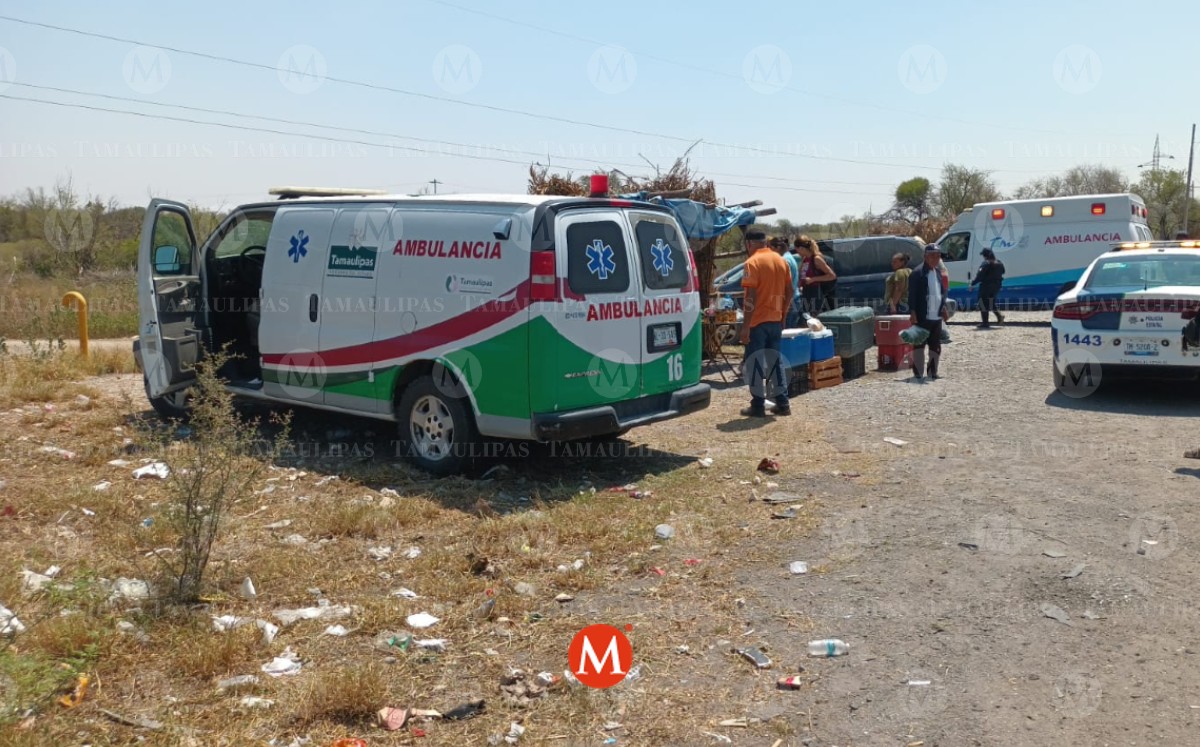 Familia de Nuevo León sufre accidente en carretera Victoria-Monterrey.