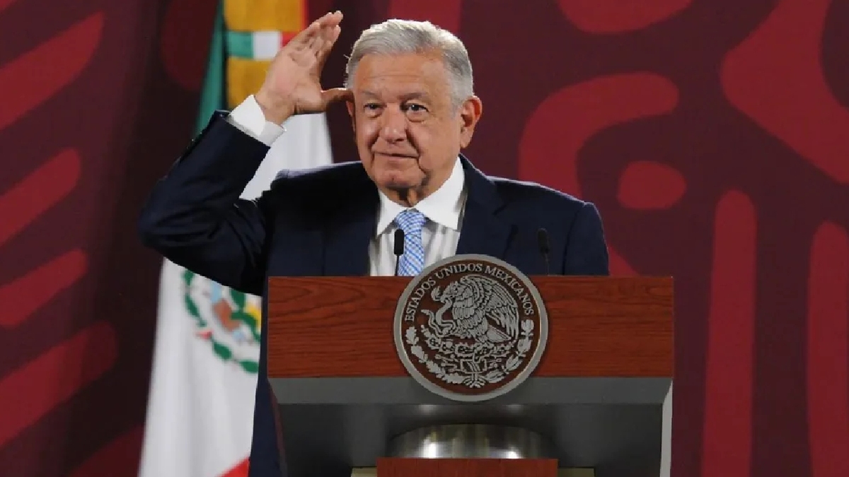 AMLO acusa “chicanadas” de abogados para frenar Tren Maya