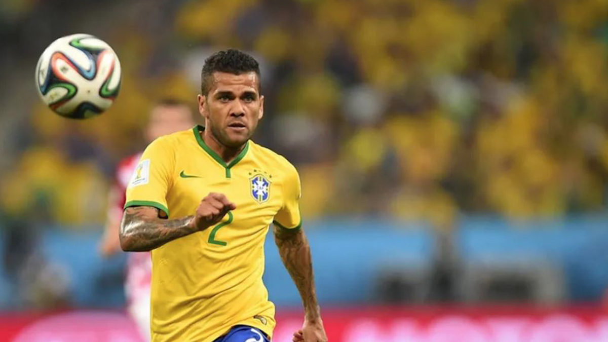 Dani Alves ya dio el 'sí'; está cerca de fichar con Pumas