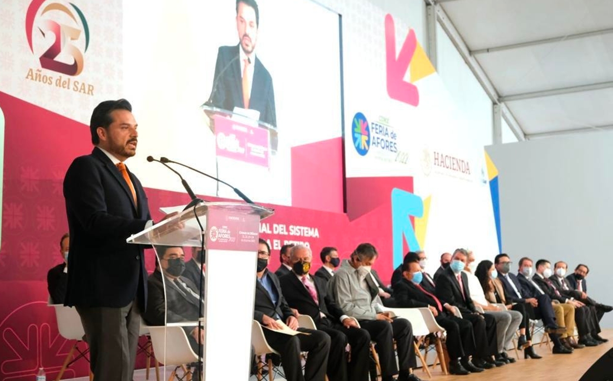 El director del instituto durante la inauguración de la Segunda Feria Regional de Afores. | Especial
