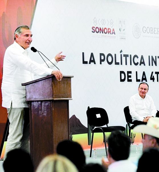 El titular de Gobernación y Alfonso Durazo. Especial