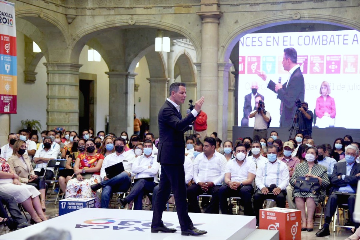 El gobernador Alejandro Murat participó en el foro “Oaxaca y sus avances en el combate a la pobreza” (Especial)