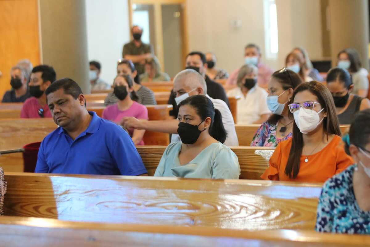 Hoy se ofreció una misa en la Parroquia Nuestra de San Juan de los Lagos en su memoria. Foto: Leonel Rocha