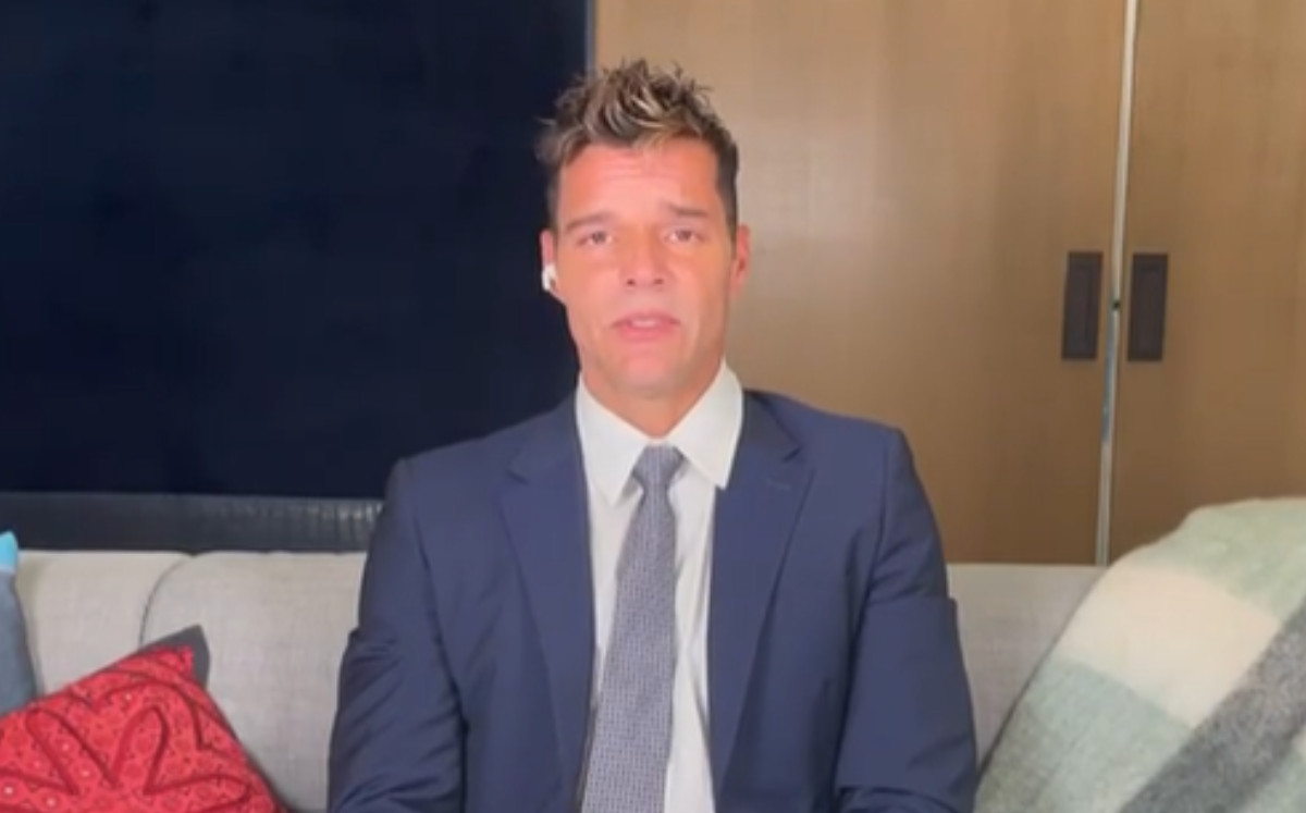 Ricky Martin reaparece tras quedar libre de acusación falsa  | ESPECIAL