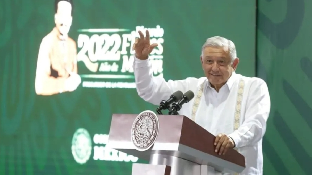 AMLO anuncia que Grito de Independencia en el Zócalo de CdMx