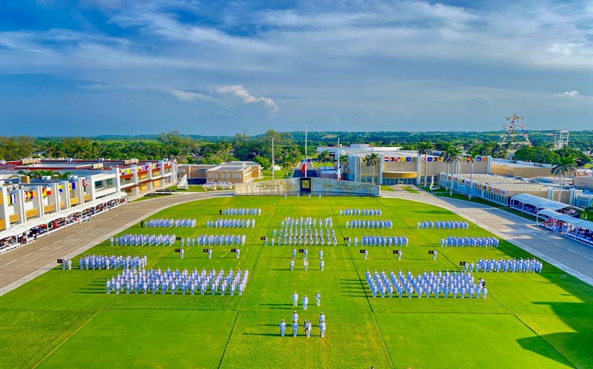 Se llevó  a cabo la Ceremonia de Graduación de los Cadetes de la Heroica Escuela Naval Militar