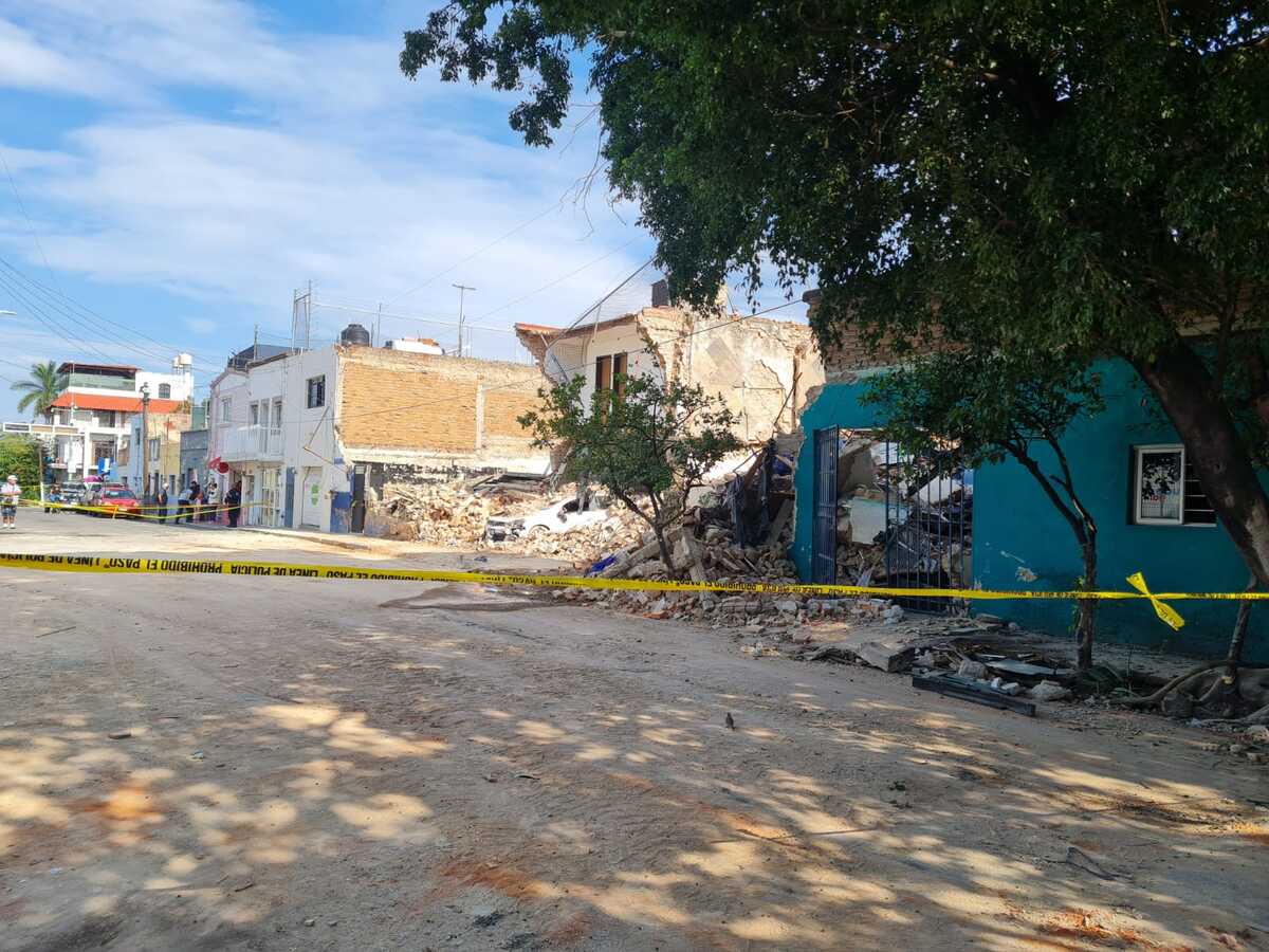 Fueron cinco las casa alcanzadas por la explosión. (Juan Carlos Munguía)