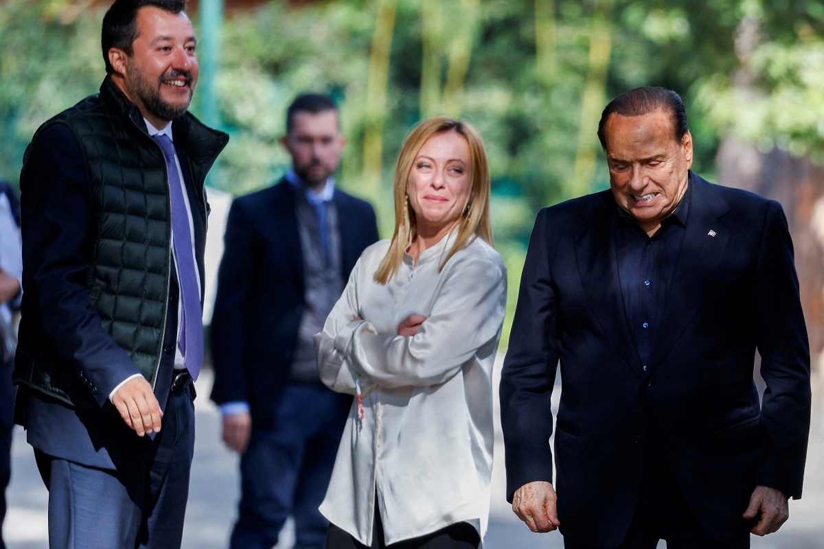 Giorgia Meloni, líder de Hermanos de Italia, junto a los líderes de Forza Italia (Silvio Berlusconi) y La Liga (Matteo Salvini) | Reuters