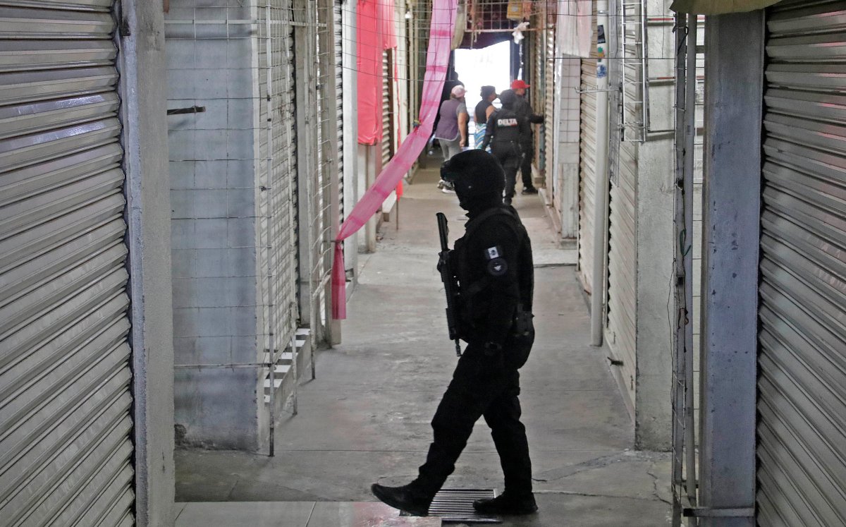 Operativo en el mercado de La Cuchilla | Agencia Enfoque
