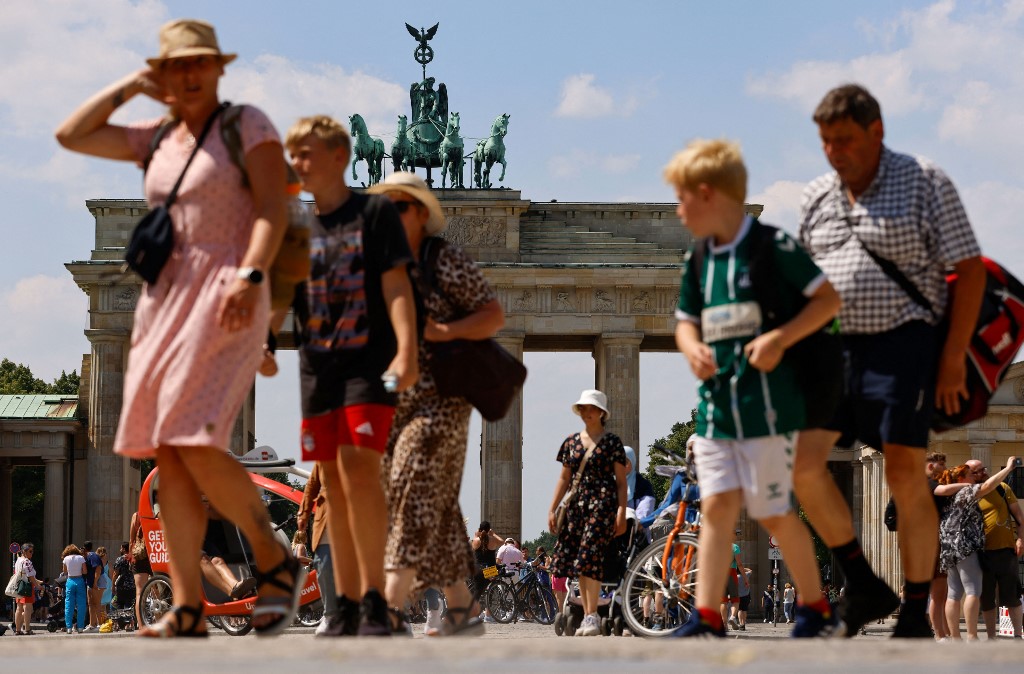 En Alemania se reportaron casi 115 mil muertes causadas por el coronavirus en esos dos años (Foto: AFP)