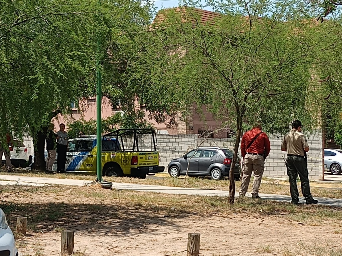El asesinato ocurrió cuando la víctima salió de su casa. Foto: Israel Santacruz.