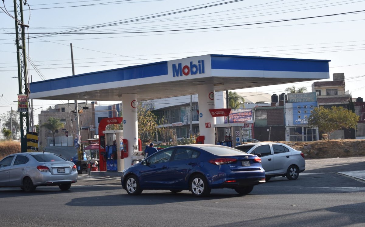 Precio de gasolina en Puebla alcanza los 22 pesos | Melanie Torres