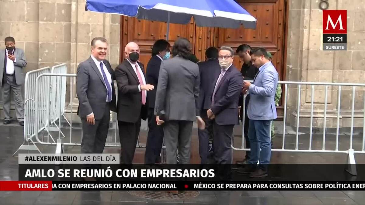 AMLO se reúne con empresarios en Palacio Nacional