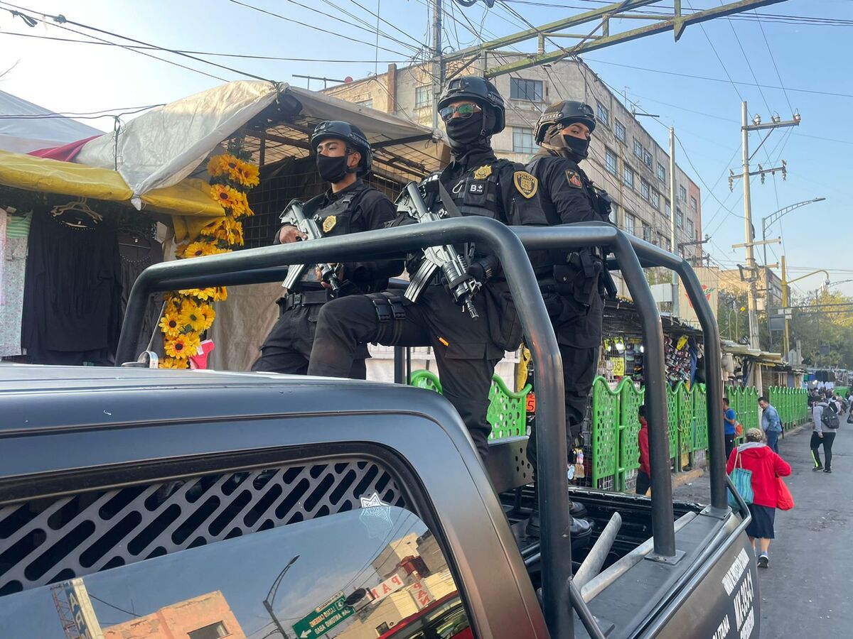 Refuerzan seguridad de la merced tras video de extorsión