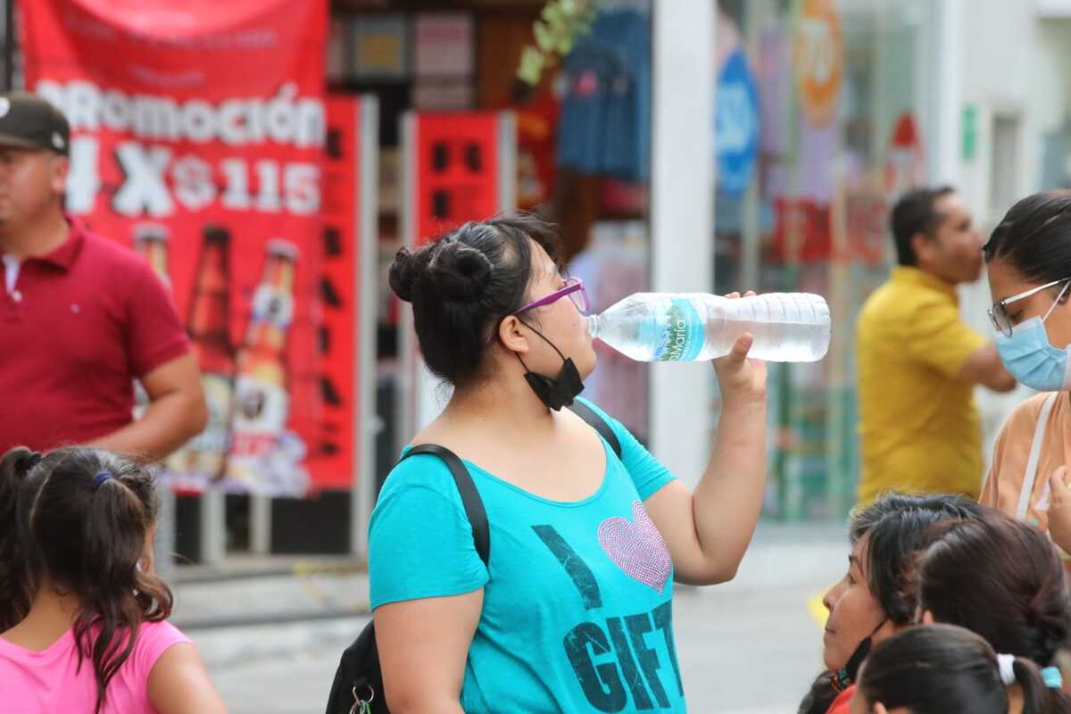 El calor sigue presente en la zona metropolitana de Monterrey. Foto: Leonel Rocha