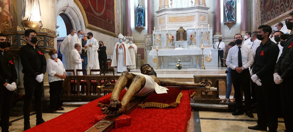 Inicia el Novenario en Catedral de Saltillo trasladan imagen Santo Cristo