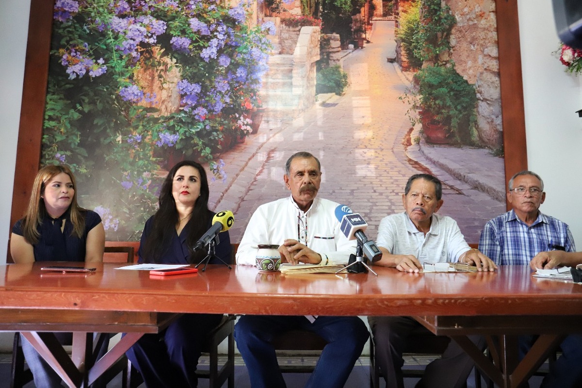 Normalistas harán campaña para mantener nombre en bulevar de Lerdo | Rolando Riestra