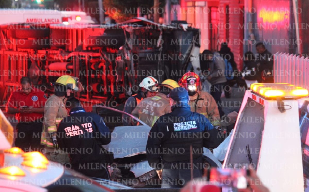 Accidente vial deja una menor de edad sin vida y 12 heridos | Alfredo Fernández