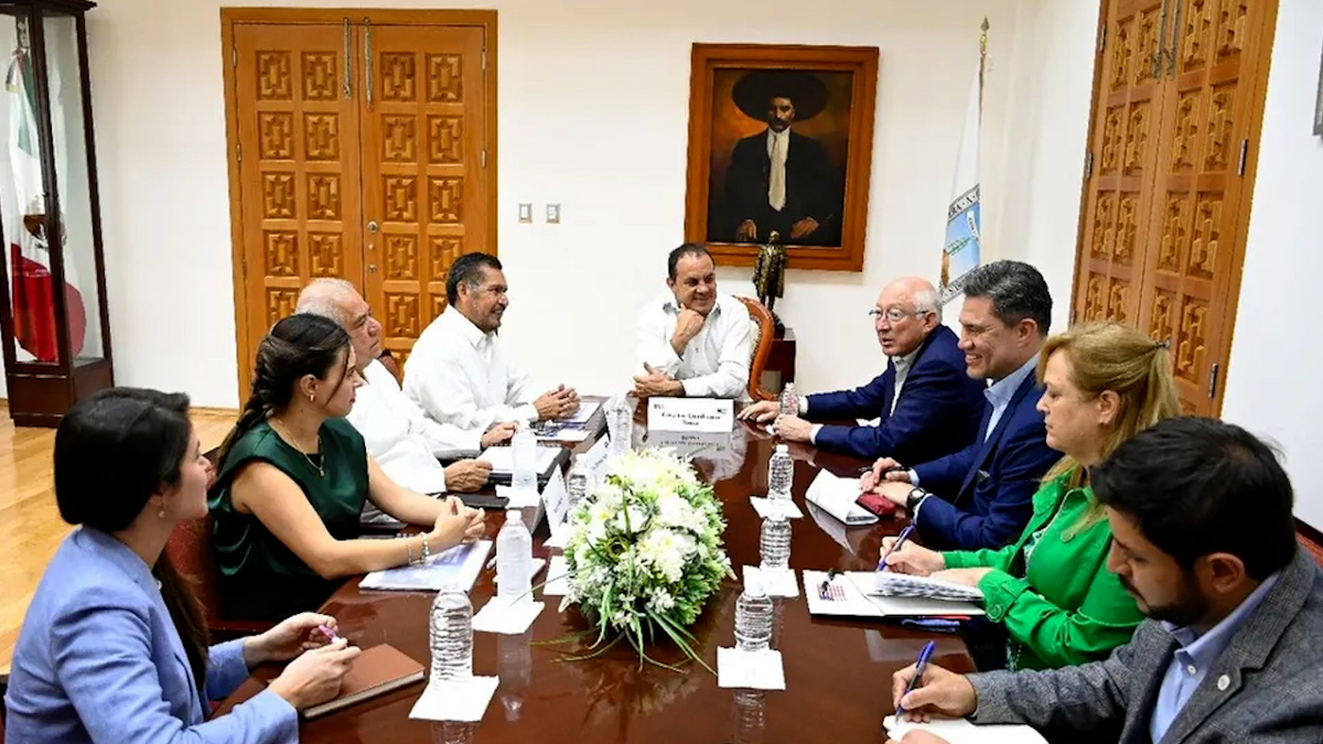 Cuauhtémoc Blanco se reúne con embajador de Estados Unidos