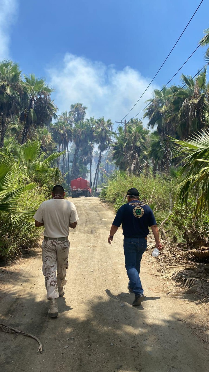 Elementos de Protección Civil se encuentran en el lugar. (Margarita Rojas)