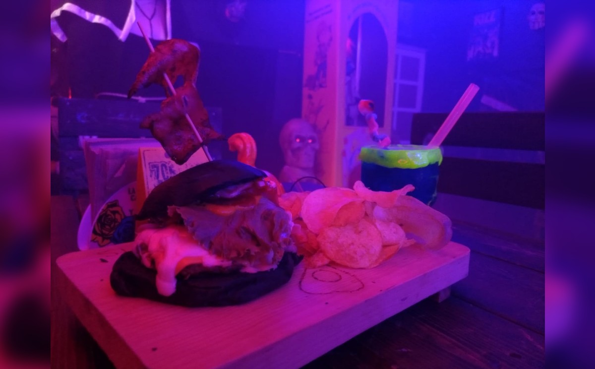 "Hamburguesa ´Leatherface en The Monsters House´" | José Solorzano.