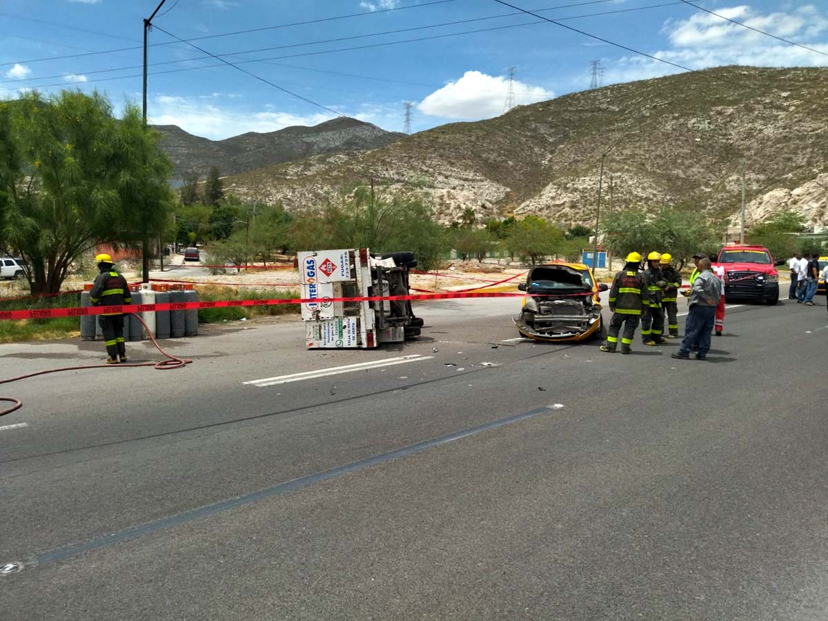 Los conductores resultaron ilesos. (Especial)