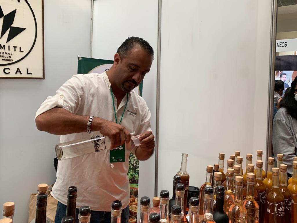 "Ofrece mezcal cien por ciento mexiquense" | Monserrat Mata.