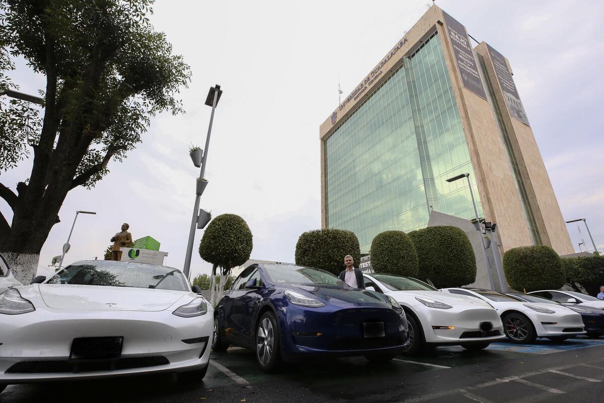 Va Tesla Owners a UdeG a probar las “electrolineras” (Cortesía)