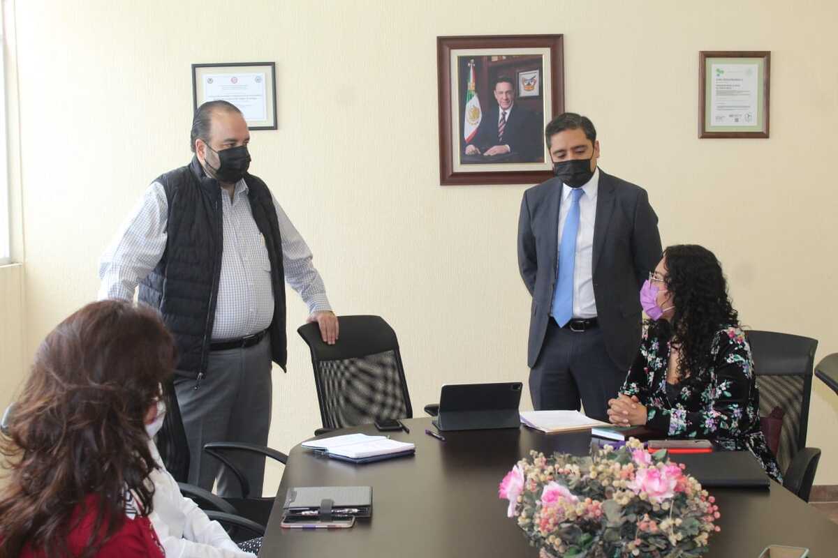 Ayerim Tovar, presidenta de Mujeres Violeta y Alejandro Habib Nicolás procurador de justicia de Hidalgo establecieron pautas para implementar "Mujer V